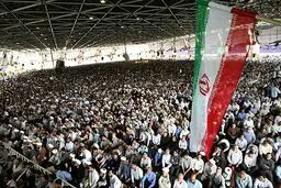 امام جمعه نیشابور: حضور مردم سوریه در پای صندوق‌های رای نشان داد محور مقاومت زنده است