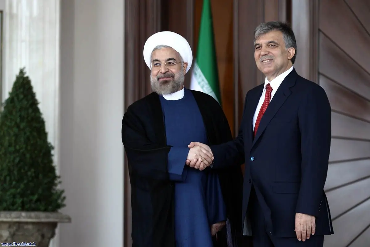 ایران و ترکیه ۱۰ سند همکاری امضا کردند