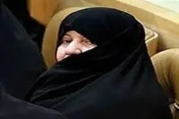 همسر رئیس‌جمهور از آیت‌الله مهدوی‌کنی عیادت کرد