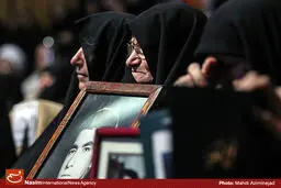 مادران شهدای گمنام تقدیر شدند