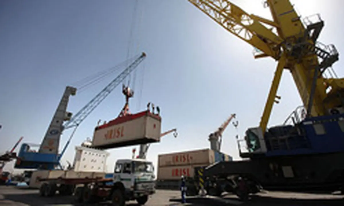 دستورالعمل گمرک برای ارائه تسهیلات ترانزیتی براساس سیاست‌های کلی اقتصاد مقاومتی ابلاغ شد