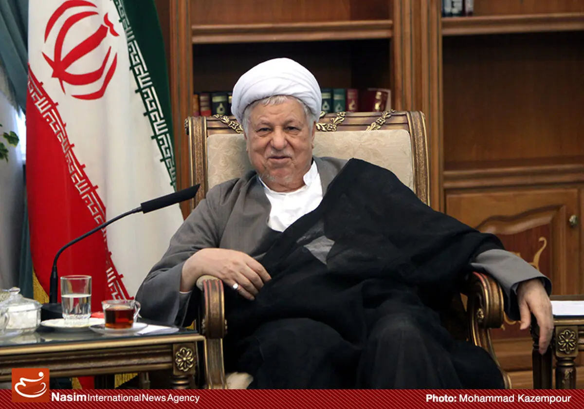 هاشمی رفسنجانی: آنچه تا به حال درباره پرونده هسته‌ای ایران گفته شده، سیاسی است