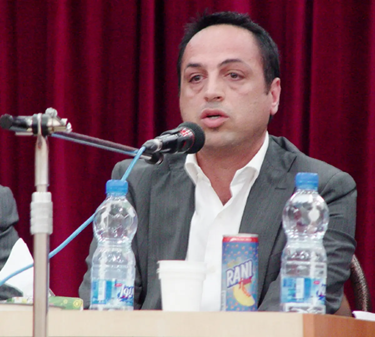 مالک باشگاه نساجی مازندران: به هیچ عنوان قصد خرید امتیاز راه‌‌آهن را نداریم