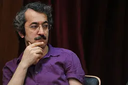 محمد یعقوبی: در تئاترشهر حمایت کم و ارقام خجالت‌آور است