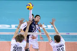 تیم‌های اسپانیا، فنلاند، ترکیه و فرانسه در لیگ جهانی والیبال حریفان خود را شکست دادند