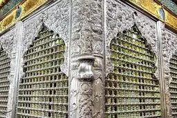 چهار پنجره ضریح خیمه‌گاه کربلا ساخته می‌شود