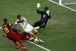 آلمان یک نیمه مقابل غنا متوقف شد