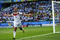 ماریو گوتزه بهترین بازیکن دیدار تیم‌های آلمان و غنا شد