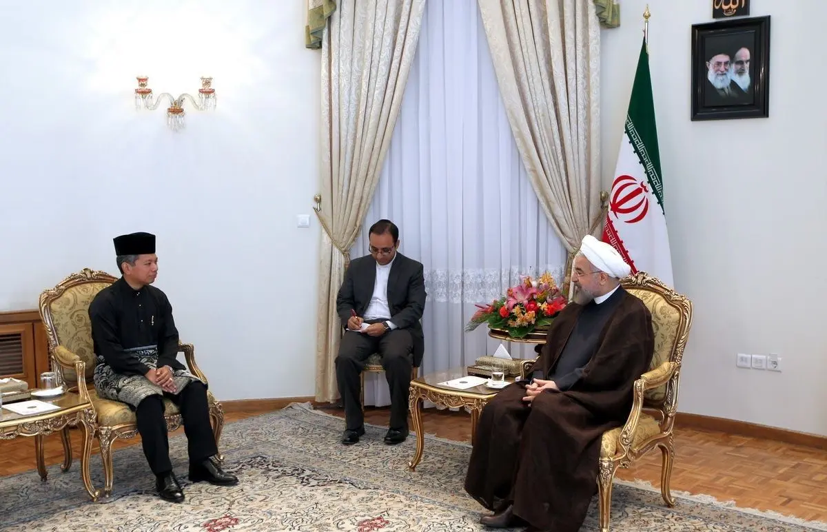 سفرای جدید مالزی، قرقیزستان،‌ کرواسی و برونئی استوارنامه خود را تقدیم روحانی کردند