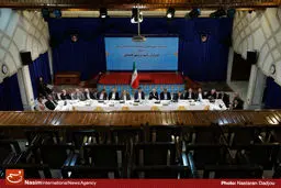 گزارش تصویری:: نشست هم‌اندیشی جمعی از اقتصاددانان و تیم اقتصادی دولت