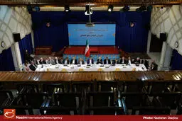 گزارش تصویری:: نشست هم‌اندیشی جمعی از اقتصاددانان و تیم اقتصادی دولت