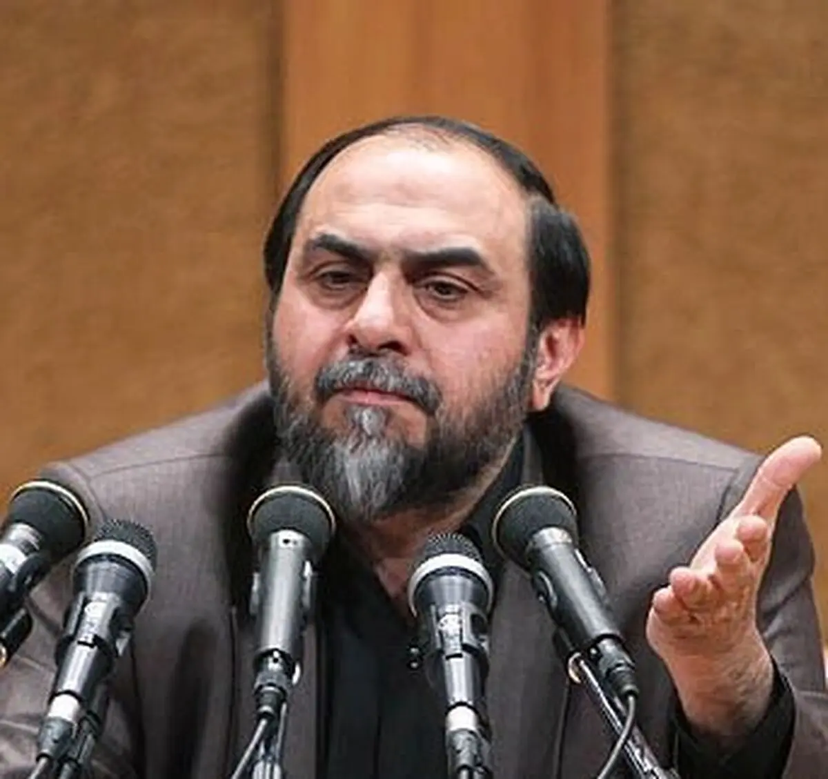 رحیم‌پور ازغدی: اعتدال واقعی موضع‌گیری‌های شهید بهشتی بود