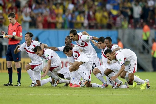 گزارش تصویری دیدار تیم‌های کاستاریکا و یونان را در «نسیم» ببینید