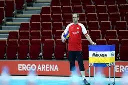 حسین معدنی: باید با دفاع خوب لهستان را شکست دهیم