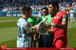 جواد نکونام -۲ : صحبت‌های ابتدای بازی با مسی درباره تابلوفرش هدیه بود