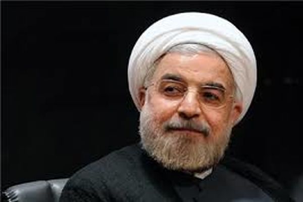 روحانی: مشکلات کشور با وحدت و استفاده از همه ظرفیت‌های فکری قابل حل است