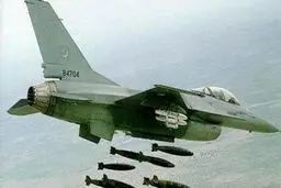 جنگنده‌های ارتش پاکستان حملات به مواضع طالبان در وزیرستان شمالی را ازسرگرفتند