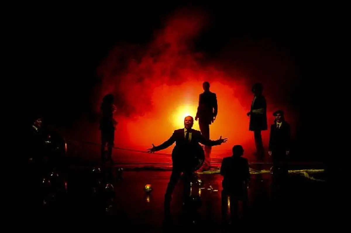 ساعت اجرای نمایش "فاوست" تغییر کرد