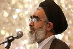 امام جمعه قم: فیلترینگ سدی محکم  در برابر تهاجم فرهنگی دشمنان است