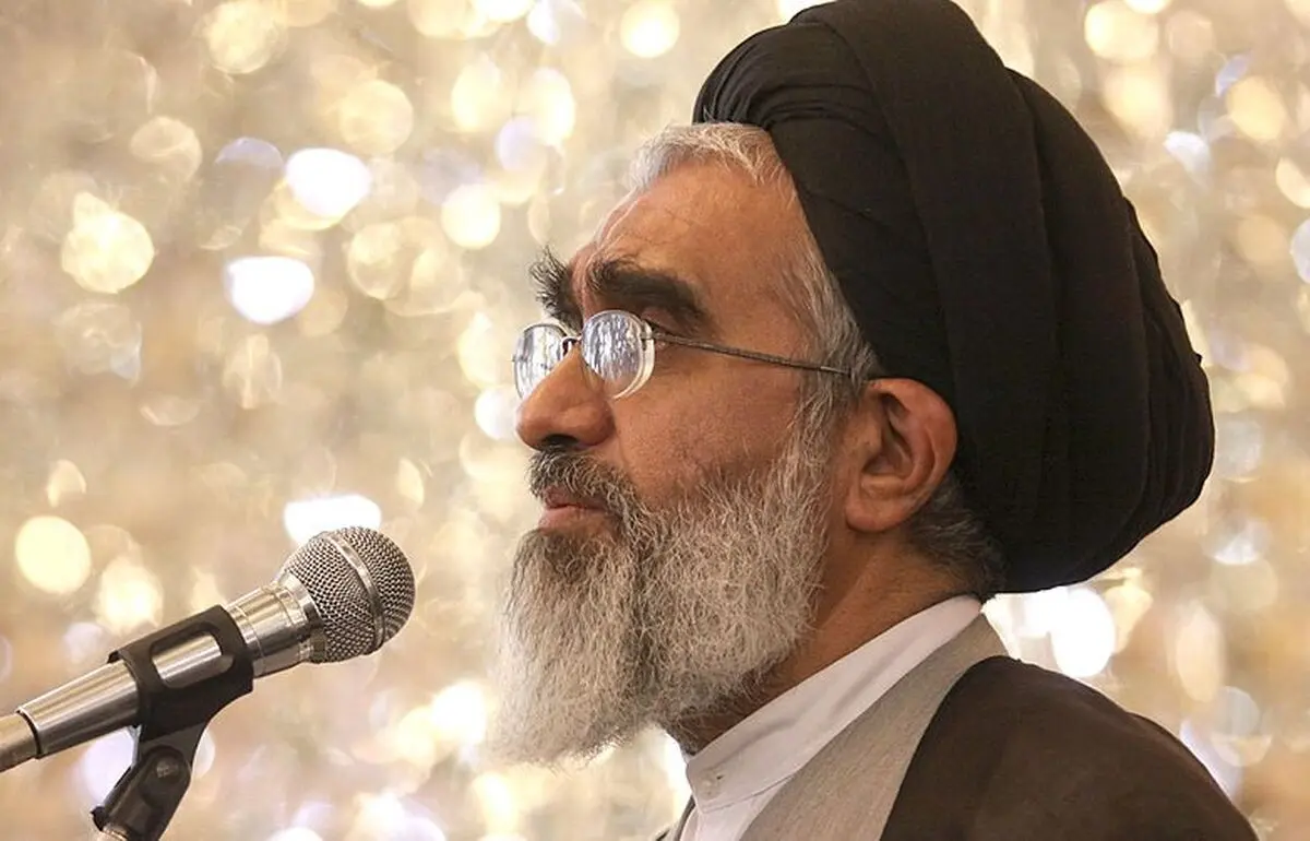 امام جمعه قم: فیلترینگ سدی محکم  در برابر تهاجم فرهنگی دشمنان است