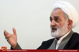 سالک: تناقضات در مواضع هاشمی رفسنجانی تعجب برانگیز است و جای تامل دارد