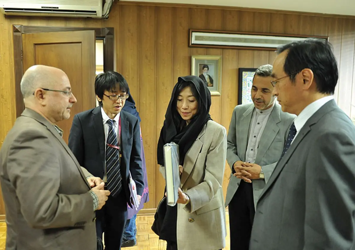 مدیرکل فرهنگی وزارت خارجه و سفیر ژاپن با معاون امور هنری وزیر ارشاد دیدار کردند