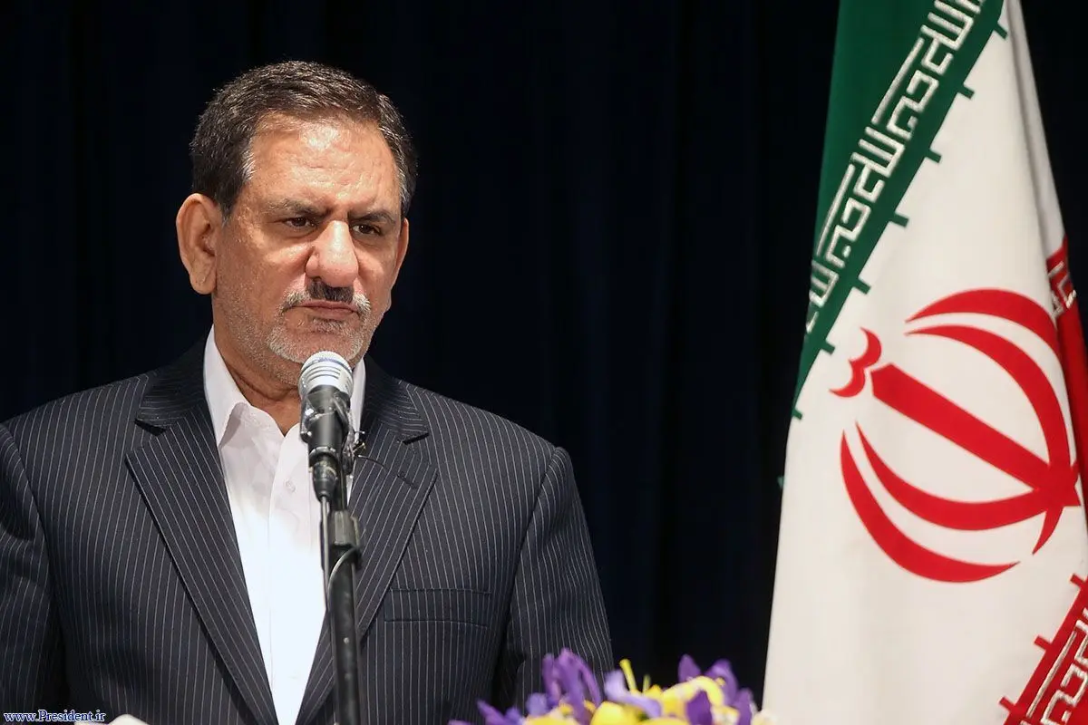 معاون اول رییس جمهور:

اسحاق جهانگیری: دولت مصمم است بسترهای لازم را برای اشتغال زایی فراهم کند