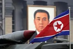 کابینه ژاپن: کره شمالی دو موشک کوتاه‌برد به دریای ژاپن شلیک کرد