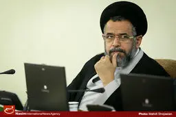 وزیر اطلاعات در پاسخ به سوالی درباره دیدار با حزب منحله مشارکت: بعدا صحبت می‌کنم