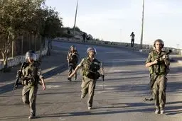 الجزیره: آژیر خطر در بسیاری از مناطق رژیم صهیونیستی به صدا درآمده است