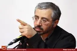 باقری لنکرانی: ضعف سواد سلامت منجر به کاهش پایبندی به درمان و موفقیت آن می‌شود