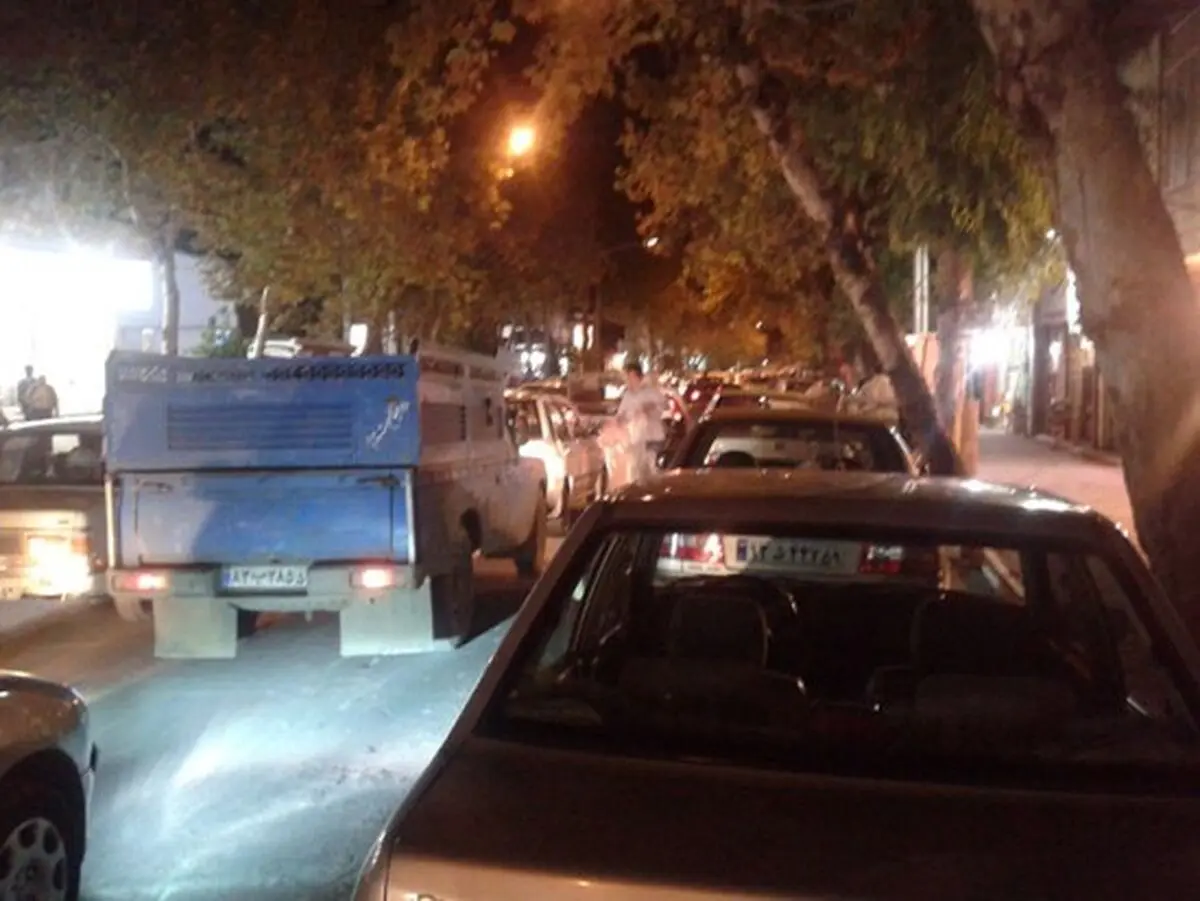 پلیس از حداکثر ظرفیت معابر برای پارک خودروها در شب‌های قدر استفاده می‌کند
