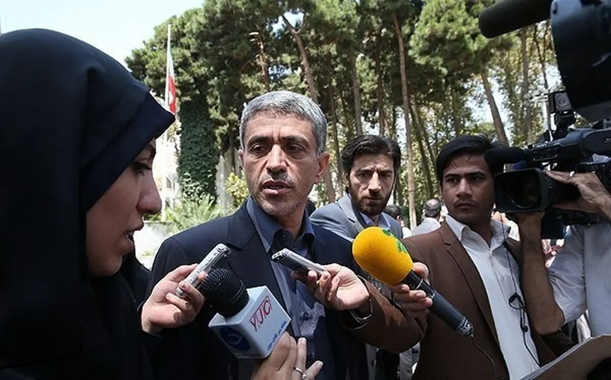 وزیر اقتصاد: هیچگونه برداشت غیر قانونی در قالب بودجه از صندوق توسعه ملی صورت نگرفته است