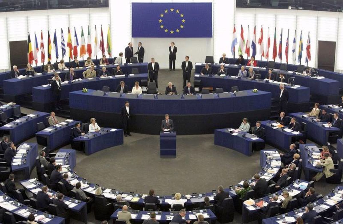 انتخاب رئیس شورای اروپا و جانشین اشتون به دلیل اختلافات به هشت شهریور موکول شد