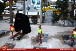 جانبازان در مراسم شب‌های قدر گلزار شهدا سخنرانی می‌کنند