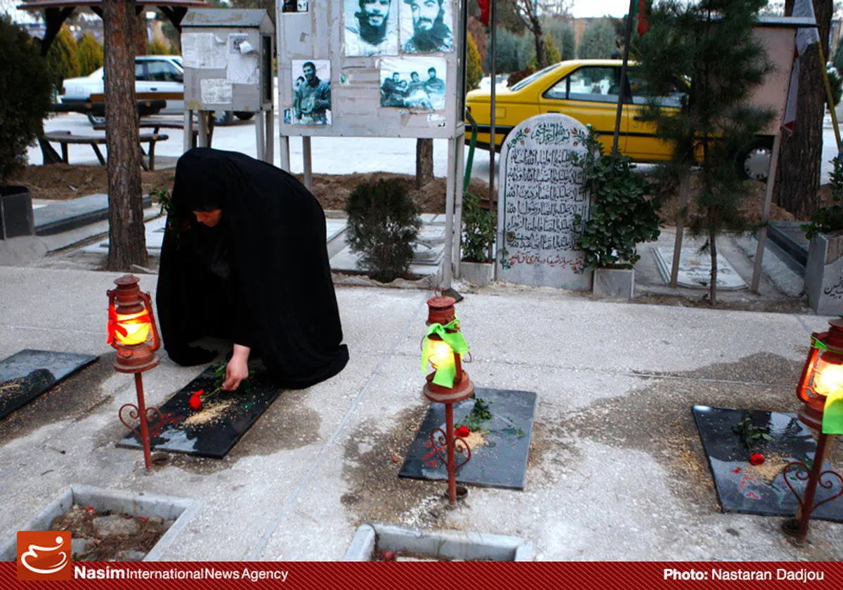جانبازان در مراسم شب‌های قدر گلزار شهدا سخنرانی می‌کنند