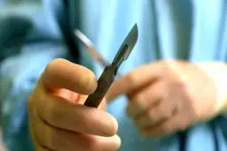 شکایات از خطاهای پزشکی سالانه رشد ۵ تا ۱۰ درصدی دارد