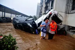 طوفان راماسون به چین رسید