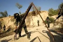 مبارزان فلسطینی به مناطق اشغالی 