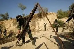 مبارزان فلسطینی به مناطق اشغالی 