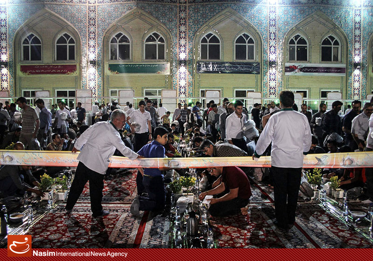 روزانه ۱۵۰۰ زائر روزه‌دار در امامزاده صالح(ع)، اطعام می‎شوند