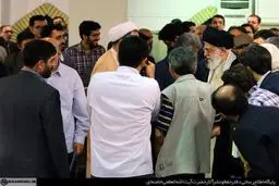 جمعی از اهالی شعر و ادب با رهبر معظم انقلاب دیدار کردند