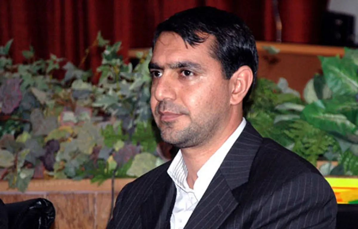 "راه‌اندازی درمانگاه و داروخانه هلال احمر در آباده ضروری است"