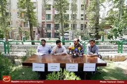 گزارش تصویری:: نشست خبری تشکل‌های دانشجویی مقابل دفتر سازمان ملل