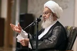 آیت‌الله مکارم‌شیرازی: اهدای خون وظیفه همگانی است