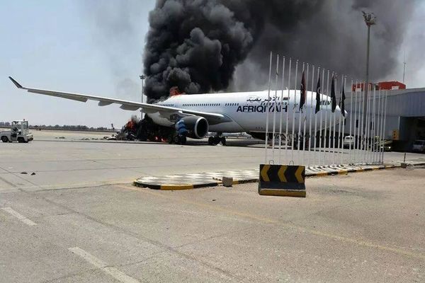 منابع خبری از درگیری شدید در فرودگاه اصلی پایتخت لیبی خبر دادند