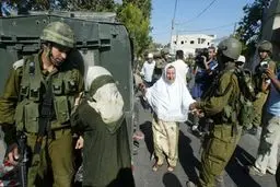 شبکه مستند برای روز قدس مستندهای مختلفی را روی آنتن می‌برد