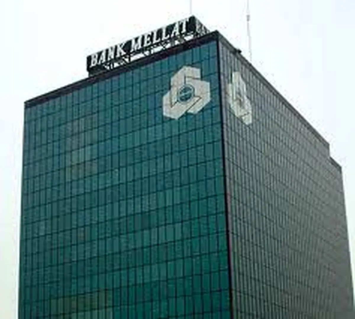 مدیرعامل بانک ملت: ارزش بازار سهام این بانک ۷.۵ برابر شده است