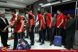 ملی‌پوشان والیبال به ایران بازگشتند