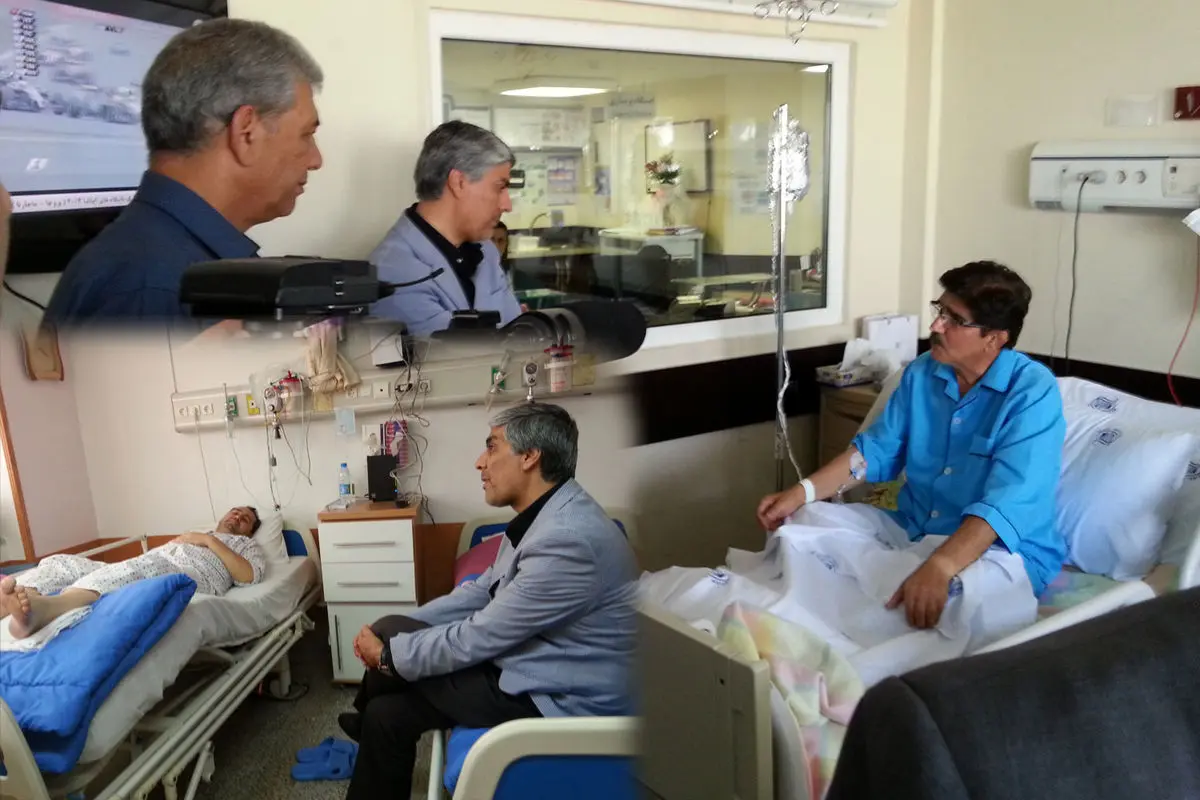 کیومرث هاشمی از جواد رفوگر و حسین معدنی عیادت کرد